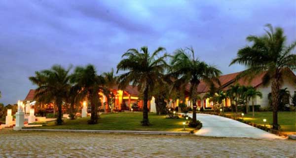 White Sand Doclet Beach Resort and Spa
