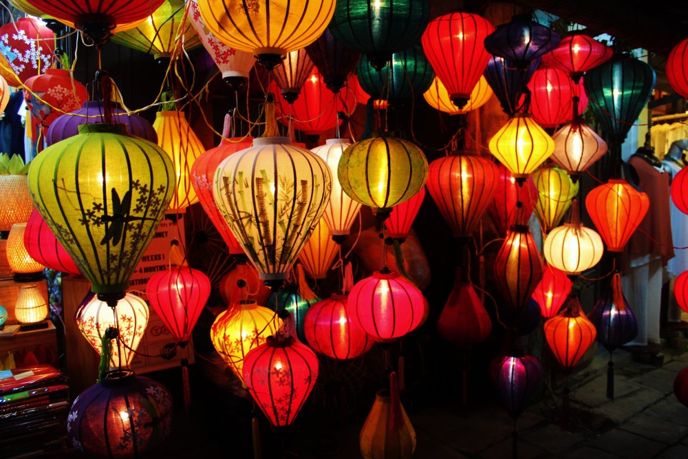 Cost to Travel Vietnam Vietnamese lanterns