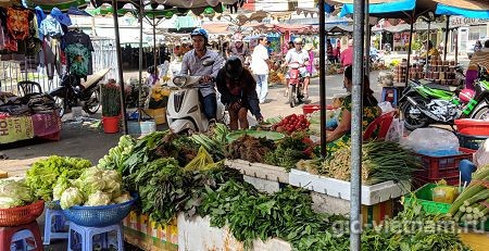 Овощи на рынке Хошимина
