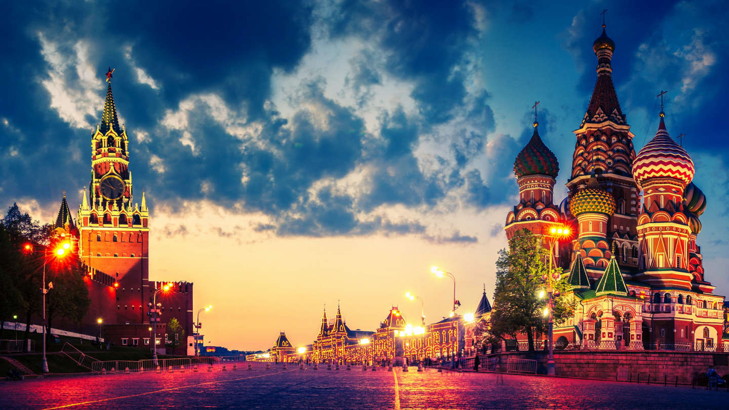 Красная площадь расположенная у стен кремля, Москва, Россия