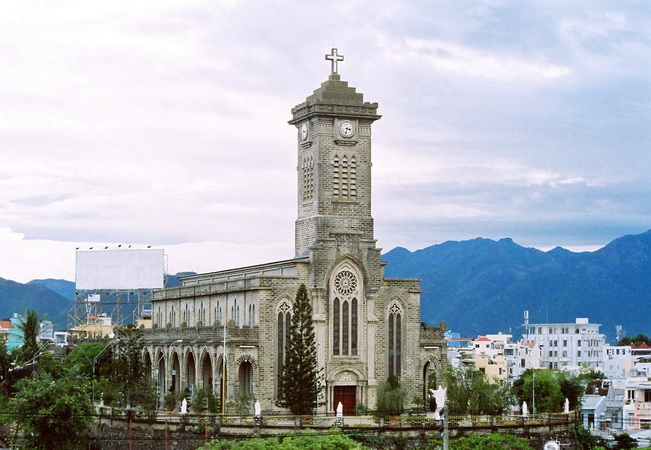 Кафедральный собор Нячанга