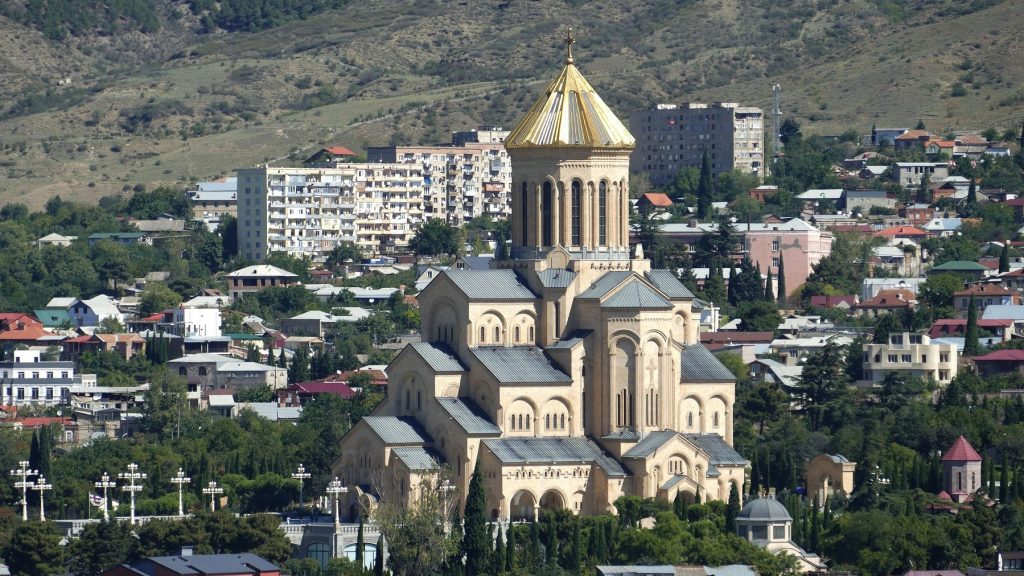 Приехать в Грузию и не побывать в Тбилиси нельзя